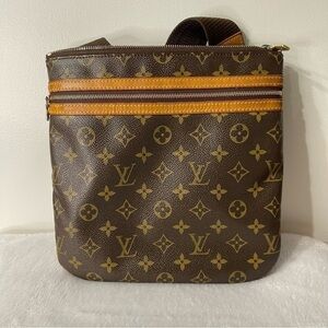 Authentic Louis Vuitton Pochette Bosphore